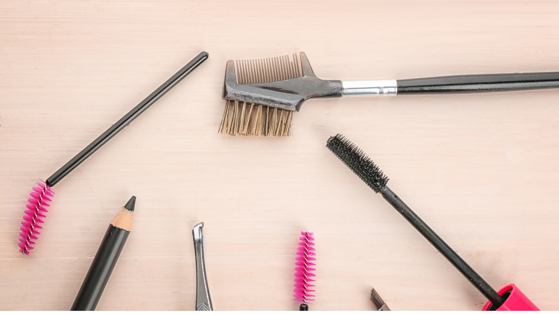 Sourcils impeccables : méthode pour donner la forme idéale à vos sourcils